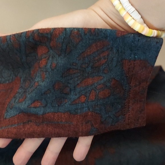 SOFT SURROUNDINGS Floral Renaissance Long Sleeve Asymmetrical Tunic Top - Picture 7 of 12